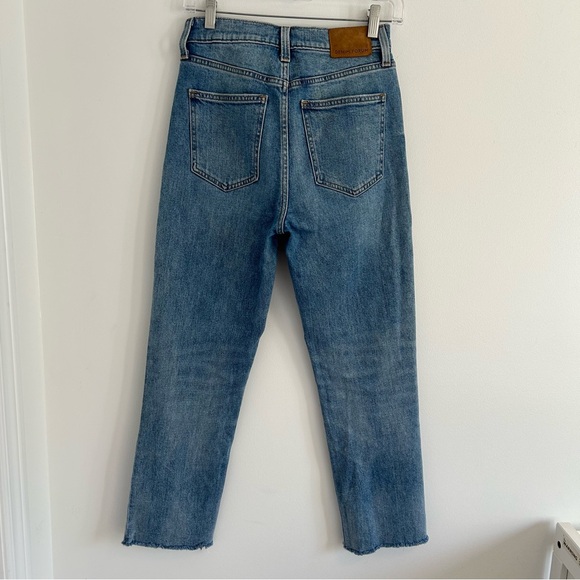 (SOLD) DENIM FORUM x ARITZIA The Arlo High Rise Straight Size 26 - Picture 12 of 17